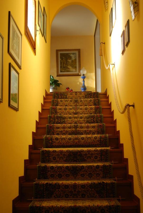 B&B Luna Blu Montesilvano Bagian luar foto