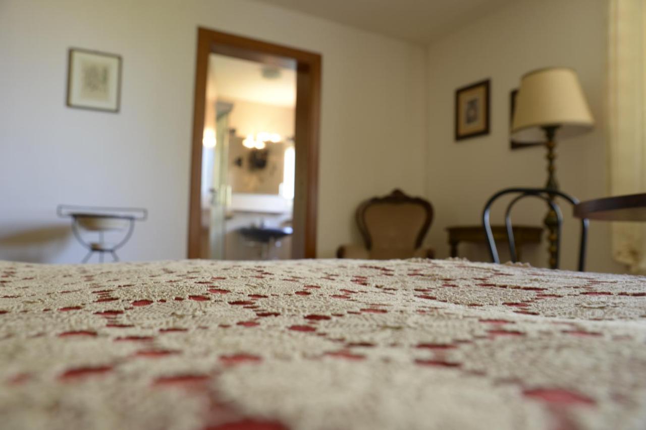 B&B Luna Blu Montesilvano Bagian luar foto